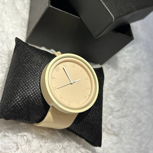 ساعة جلد نسائي / سماوي