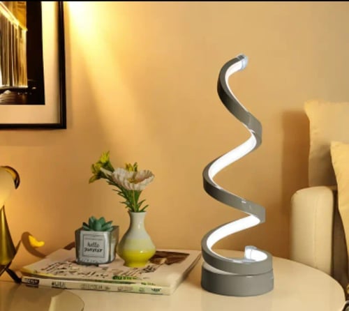 مصباح على شكل ثعبان