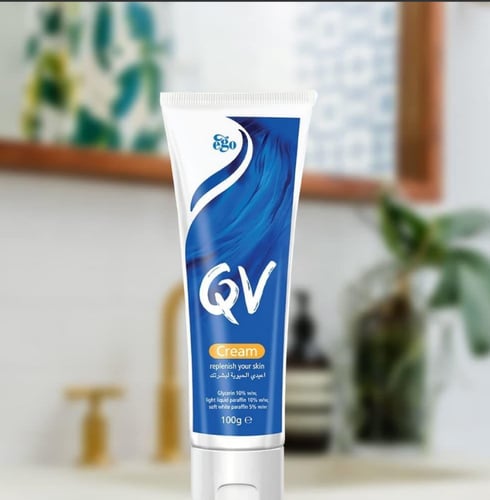 كيو في كريم مرطب للبشرة - 100جم
