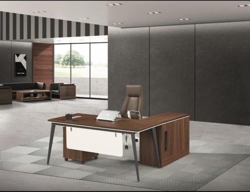 مكتب مقاس 180سم TO-504 لون 21