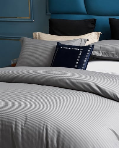 طقم مفروشات سرير هيلتون – مصنوعة 100% من القطن الط...