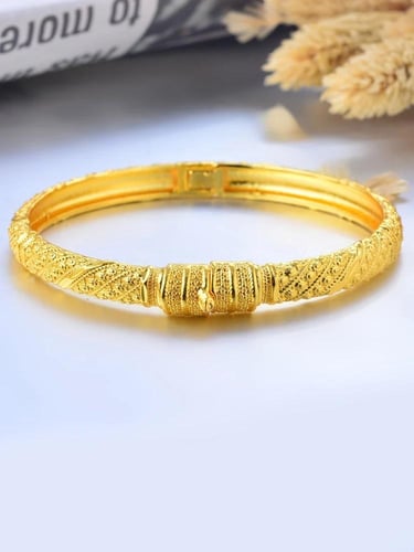 أساور زفاف فاخرة مطلية بالذهب للعروس