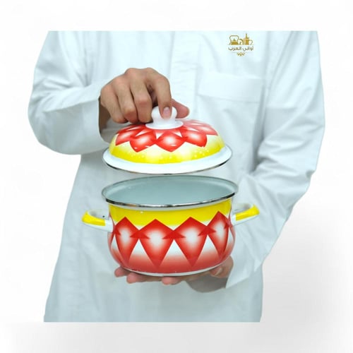 قدر غضار شوربة أحمر