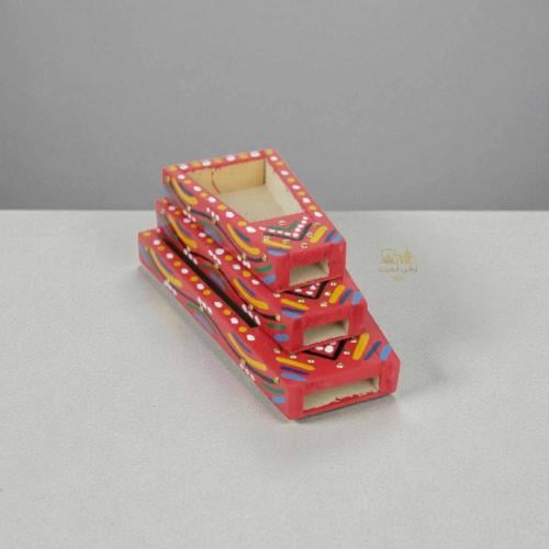 طقم مبراد خشبي تراثي أحمر