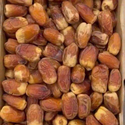 تمر صقعي فاخر درجه اولى 3 كيلو