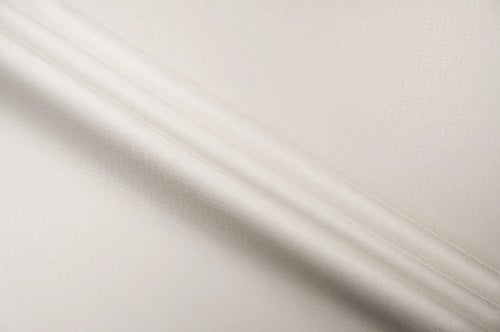 باقة العيد - 4 قطع سميراميس مع شماغ هدية فاخر