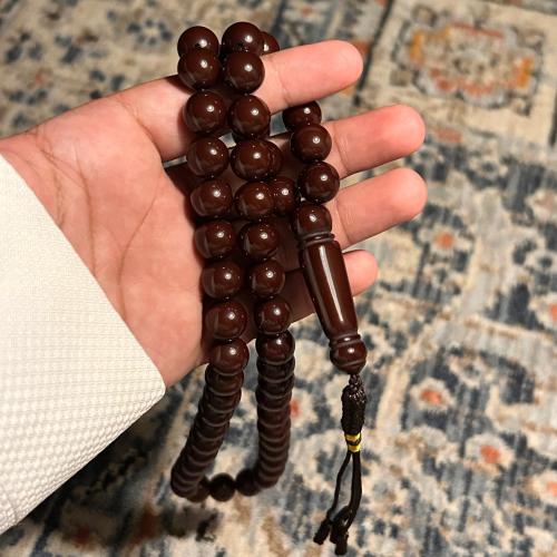 مسباح بكلايت لون بني