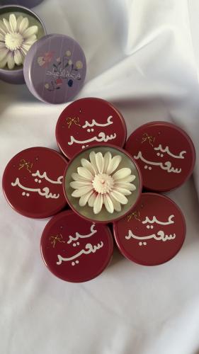 ٦ علب ڤيـا للعيد - احمر