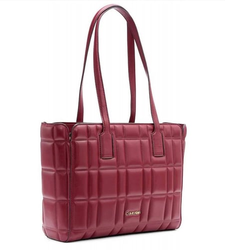 كالڤن | Noa Embossed Grid Tote Bag