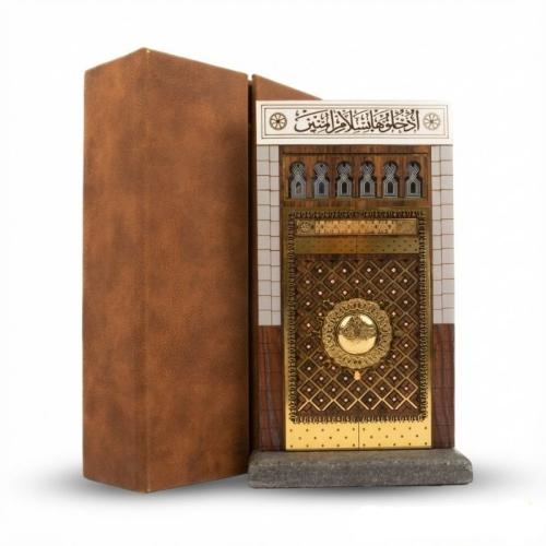 مجسم باب المسجد النبوي الشريف (مع النحاس المطلي با...