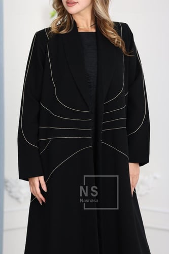 عباية بليزر بقصّات مفصّلة فخمة