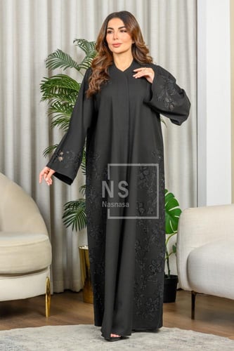 عباية تخريم محدد بالكريستال والهاري مع التل الشفاف