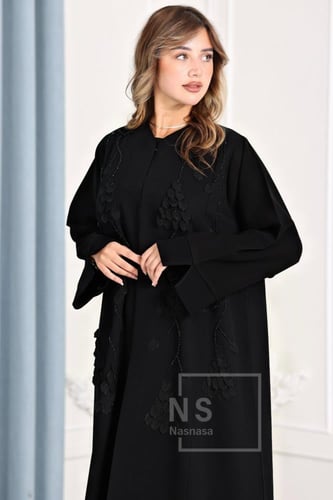 عباية باربي إندونيسي بتخريم الورق المشجّر والشك ال...