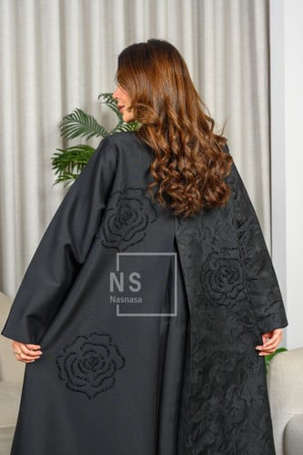 عباية مكس التفتة السادة مع التفتة المشجر والشك الي...