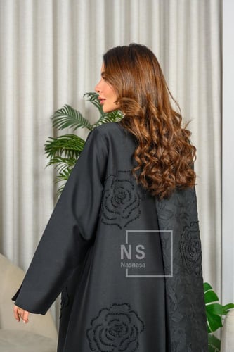 عباية مكس التفتة السادة مع التفتة المشجر والشك الي...