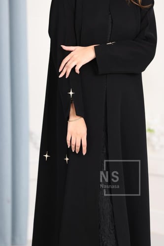 عباية باربي إندونيسي بتفاصيل نجوم معدنية