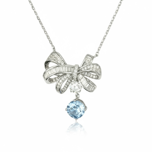 قلادة نسائية من الفضة ٩٢٥