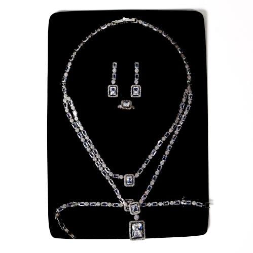 عقد زيركون دبل