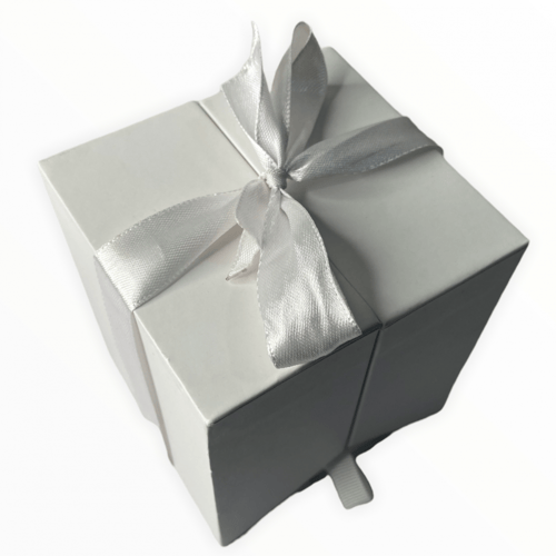 بوكس هدايا ورد بالوان متعدده