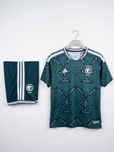 طقم المنتخب السعودي أطفال أخضر.