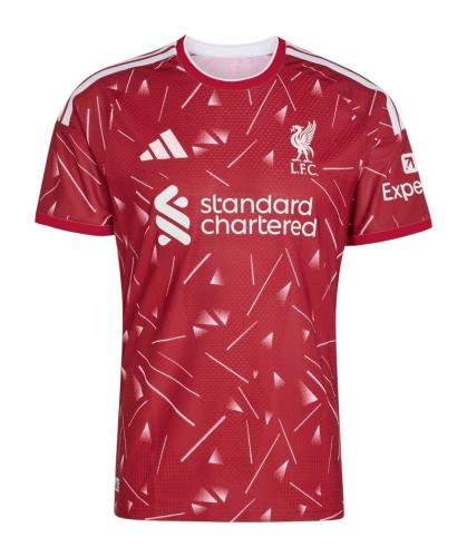Liverpool basic T-shirt for the 2027 season (playe...