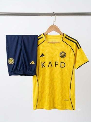 طقم النصر أطفال أصفر