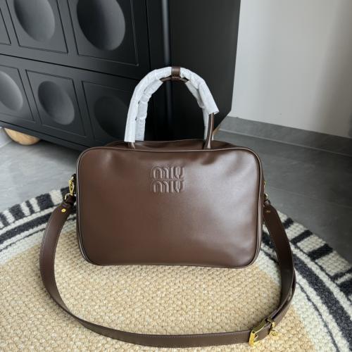 شنطة miumiu البني العودي