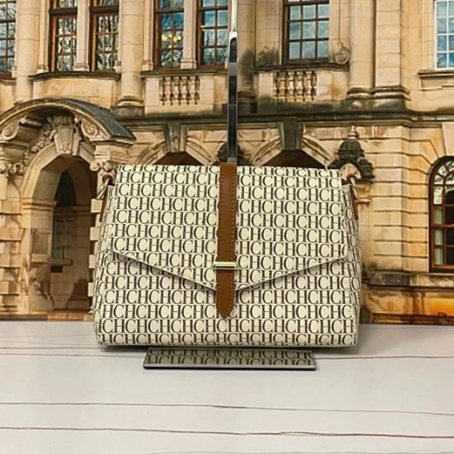 شنطة CH عنابي