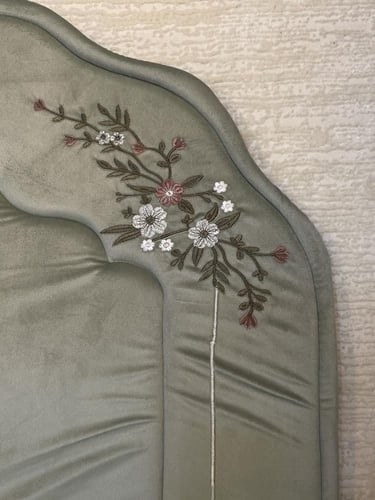 طقم الصلاة – زهر الندى