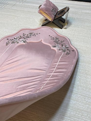 طقم الصلاة – زهر الندى