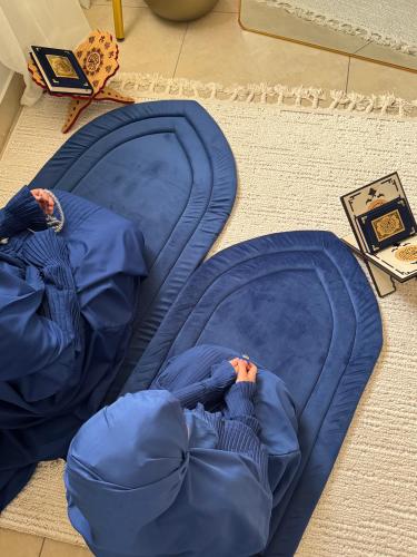 طقم الام وبنتها