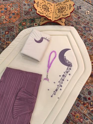 اطقم صلاة هلال