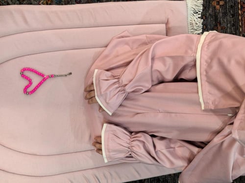 اطقم صلاة بناتي وردي