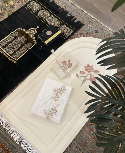 أطقم صلاة عرسان