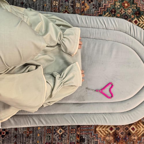 اطقم صلاة بناتي تفني