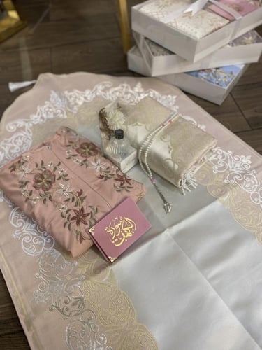 بوكس طقم صلاة