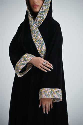 عباية بهاء