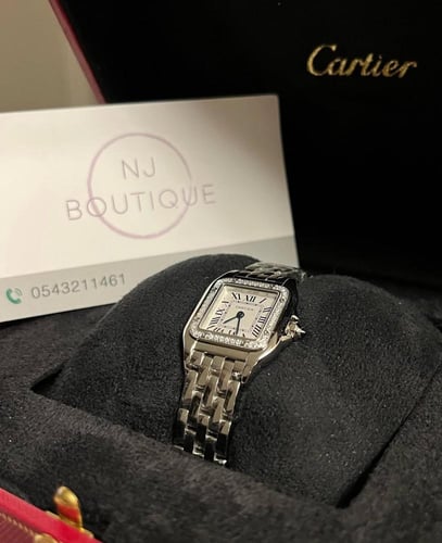 ساعة بانثير سمول