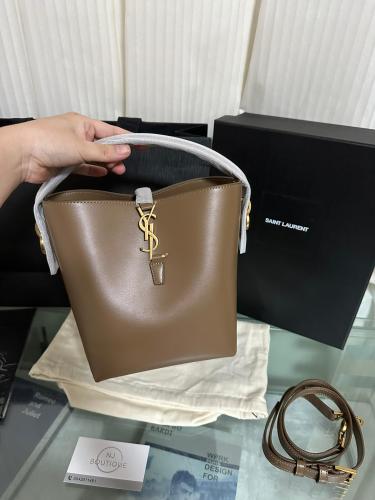 YSL بني