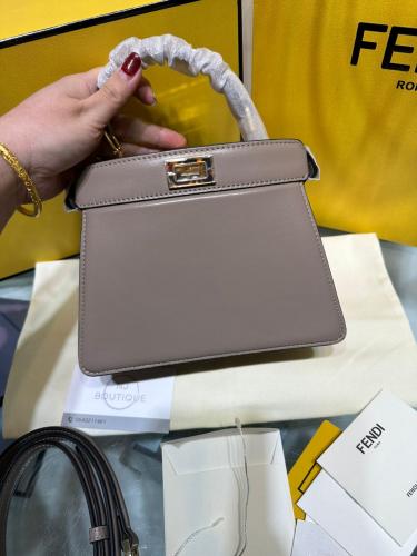 هاردوير نمري Fendi