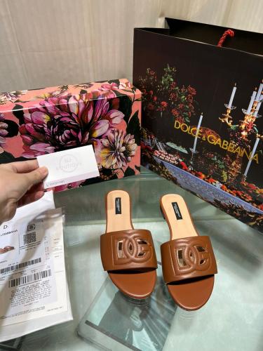 دولتشي اند قبانا Shoes