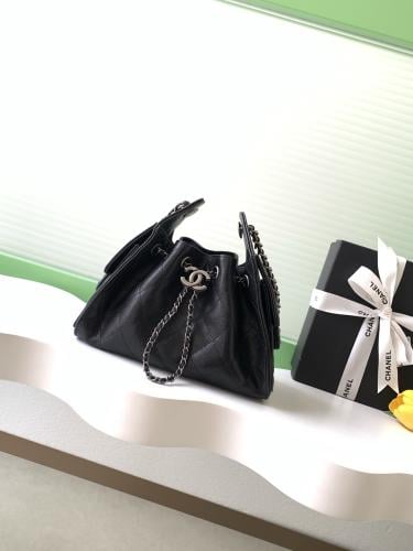 شانيل hobo mini هارديور اسود