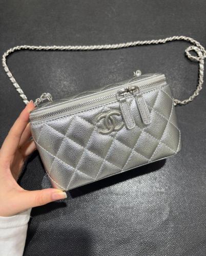 شانيل سيلفر مقاس 17cm