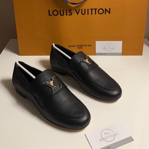 LV shoes
