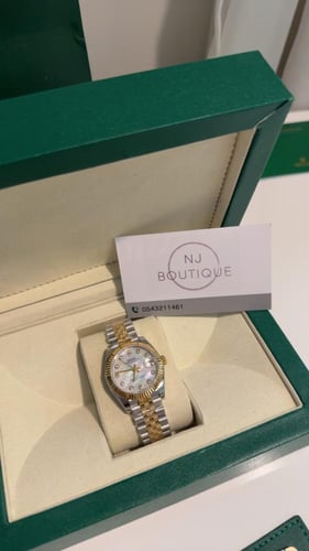 ساعة رولكس 28mm