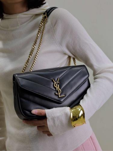 LouLou 24