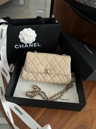 Chanel CLUTCH