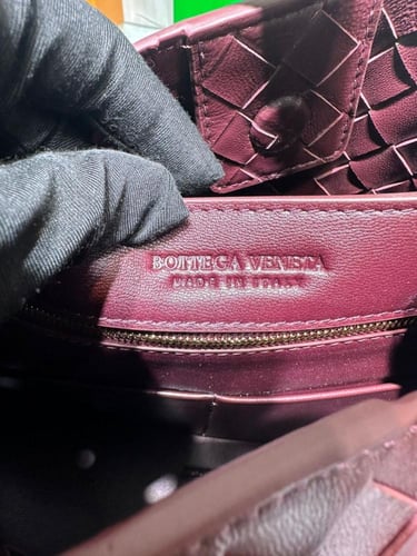 Medium Andiamo عنابي 32cm