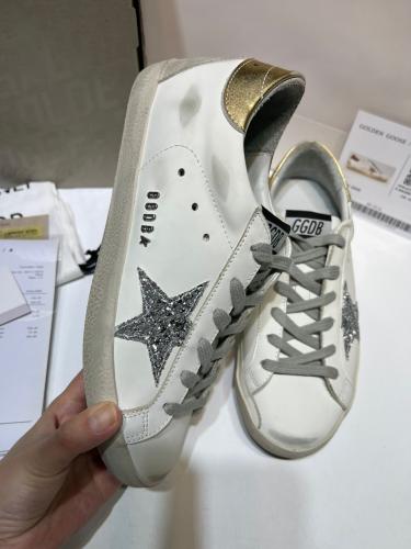 قولدن قوز Shoes