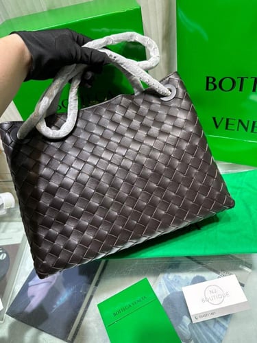 Medium Andiamo بني 32cm